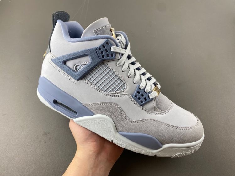 GX Batch  Jordan 4 UNC Tar Heels PE