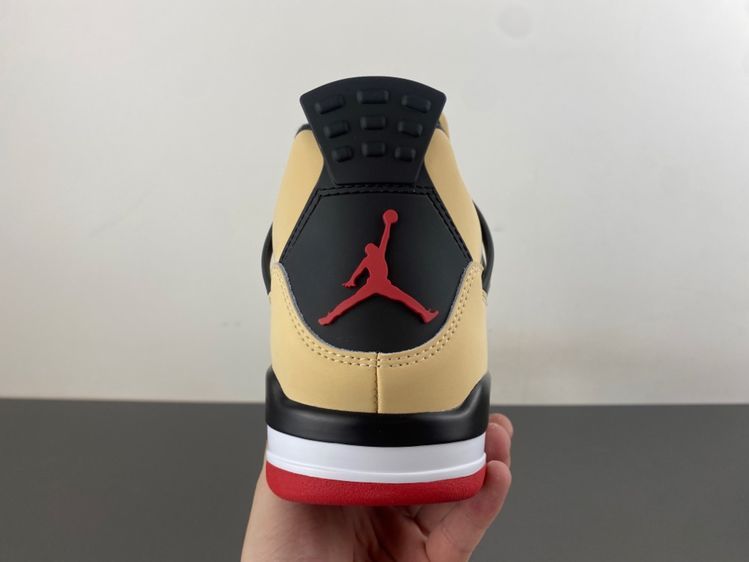 Air Jordan 4 Retro 'Pizza'