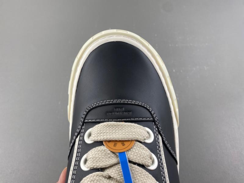 Louis Vuitton Trainer Sneaker Low