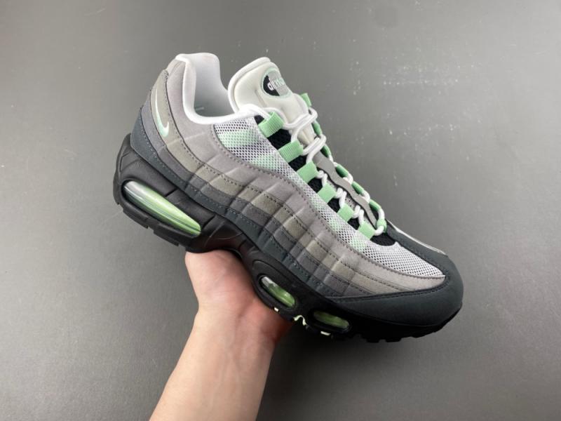 WMNS Air Max 95“
