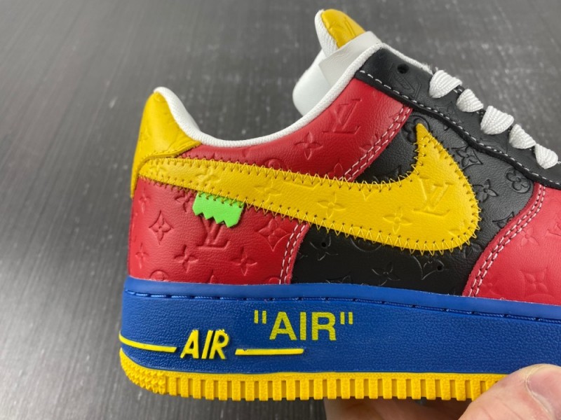 LouisVuitton x Nike Air Force LV