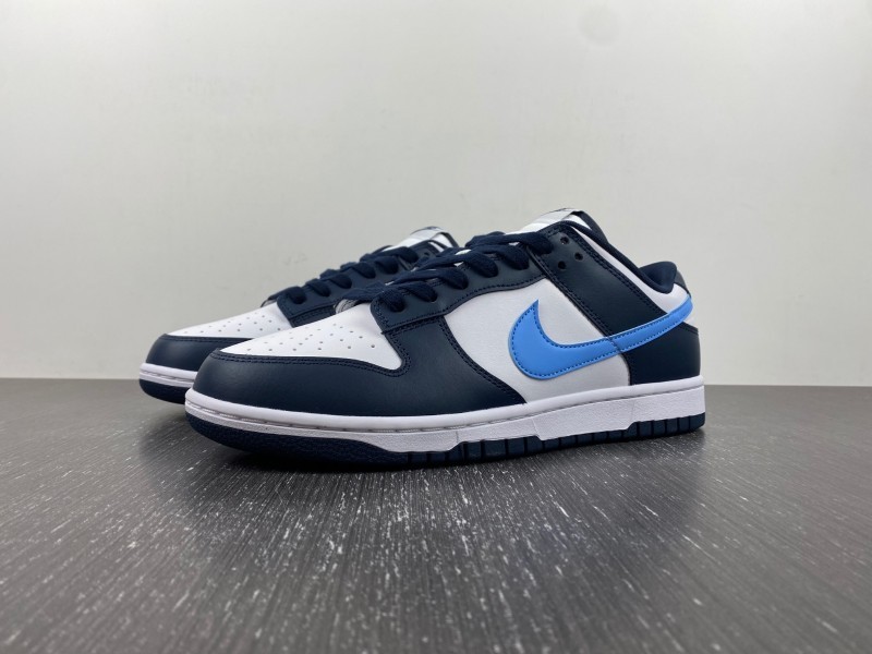 Nike Dunk Low “Midnight Navy