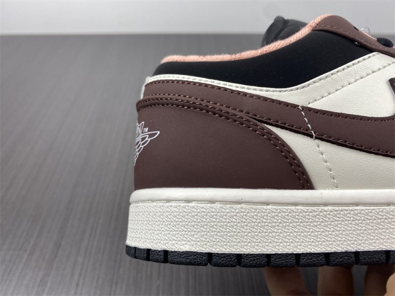 Air Jordan 1 Low “Mocha Brown”