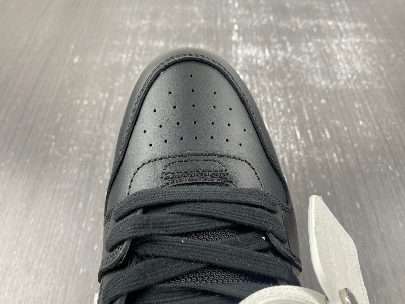 OFF-WHITE Out Of Office