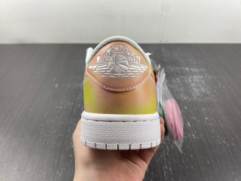 Air Jordan 1 Low