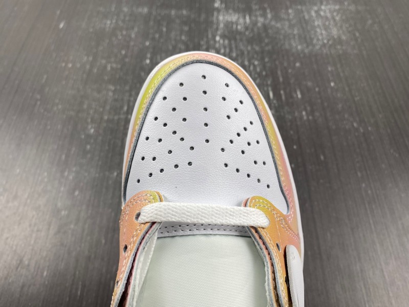 Air Jordan 1 Low