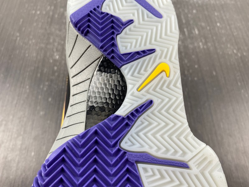 Nike Kobe 4 Protro “Carpe Diem