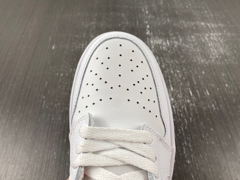 Air Jordan 1 Low OG “University Red