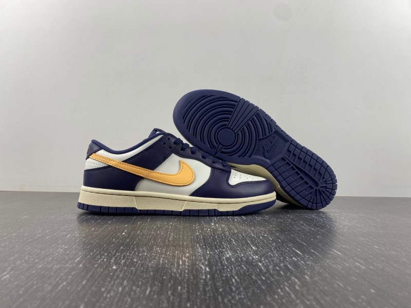 Nike Dunk Low Retro
