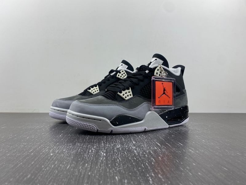 AIR JORDAN 4 RETRO 'FEAR