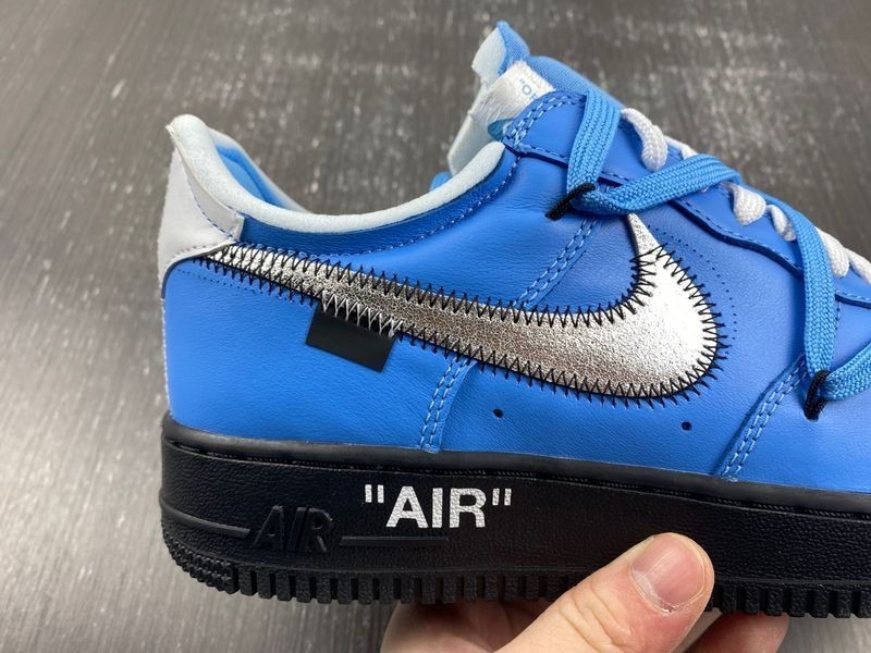 OFF-WHITE x Air Force 1