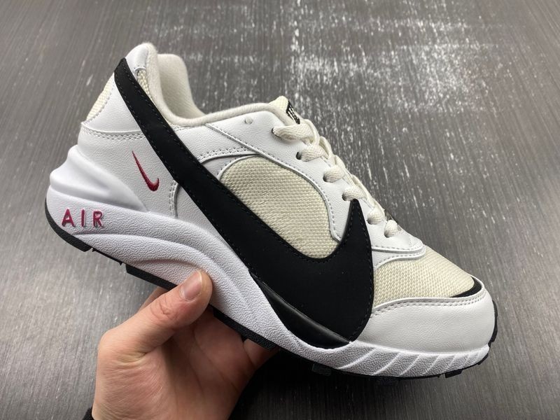 Virgil Ablon的Off-white“The The”