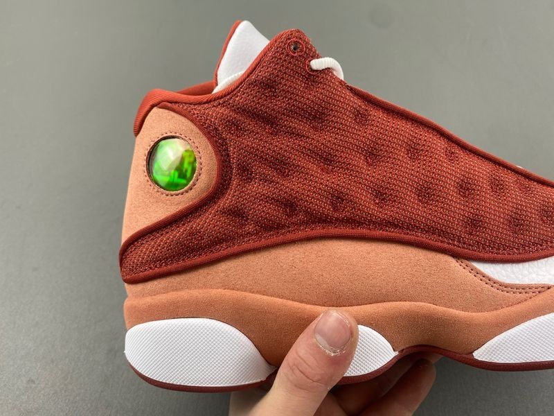 Air Jordan 13 “Dune Red”