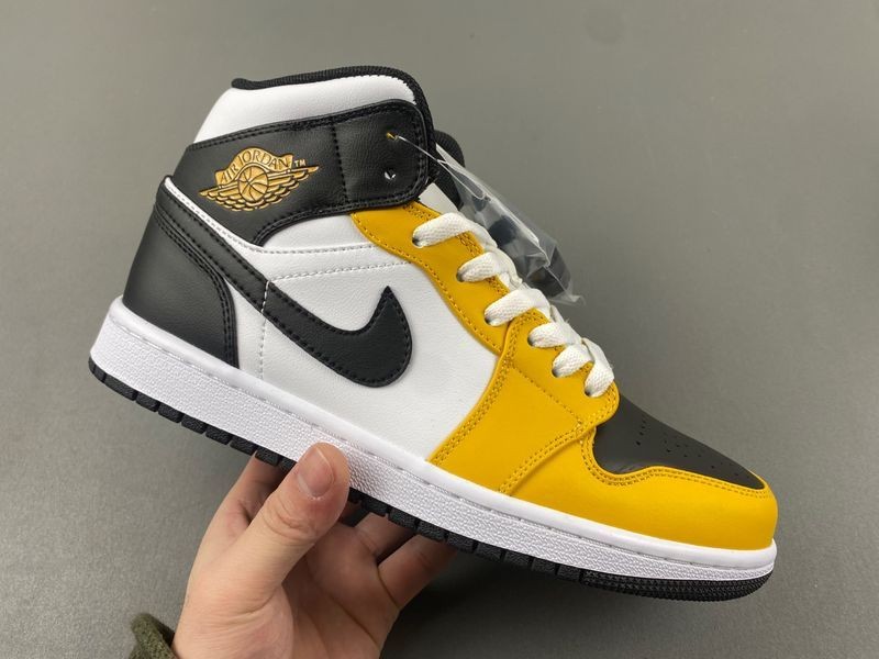 Air Jordan 1 Mid