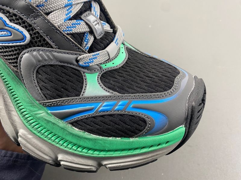 Balenciaga 911