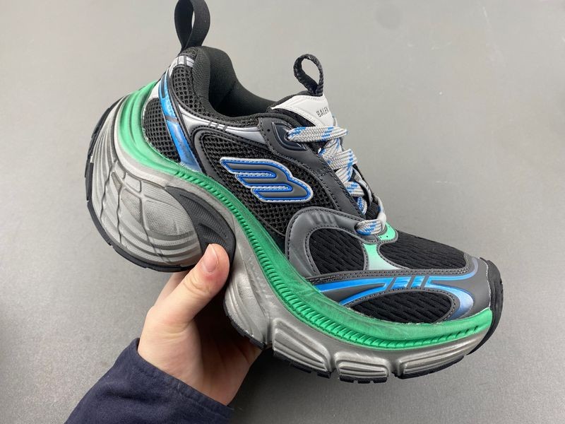 Balenciaga 911