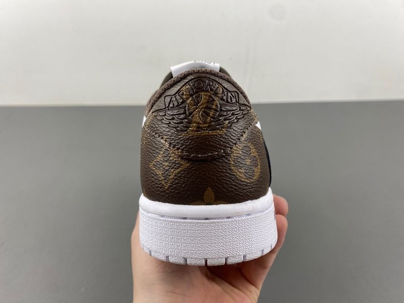 AIR JORDA 1 LOW X LV