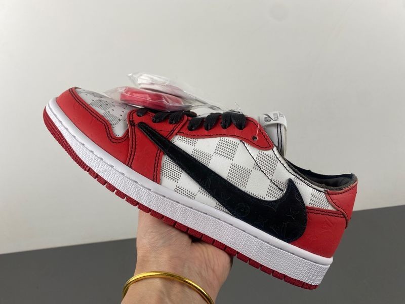 AIR JORDA 1 LOW X LV