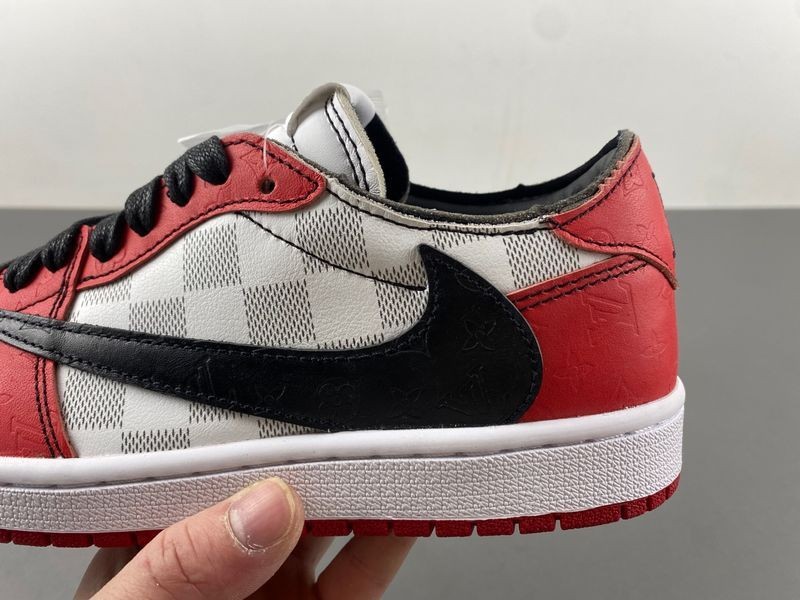 AIR JORDA 1 LOW X LV