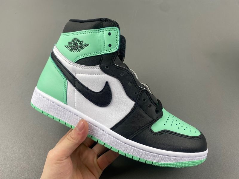 Air Jordan 1 High OG “Green Glow