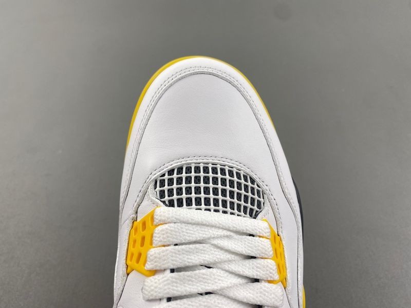 Air Jordan 4 “Vivid Sulfur