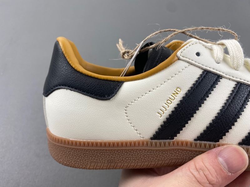 adidas Samba OG 米白