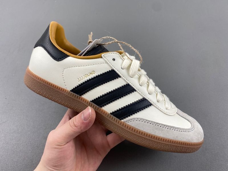 adidas Samba OG 米白