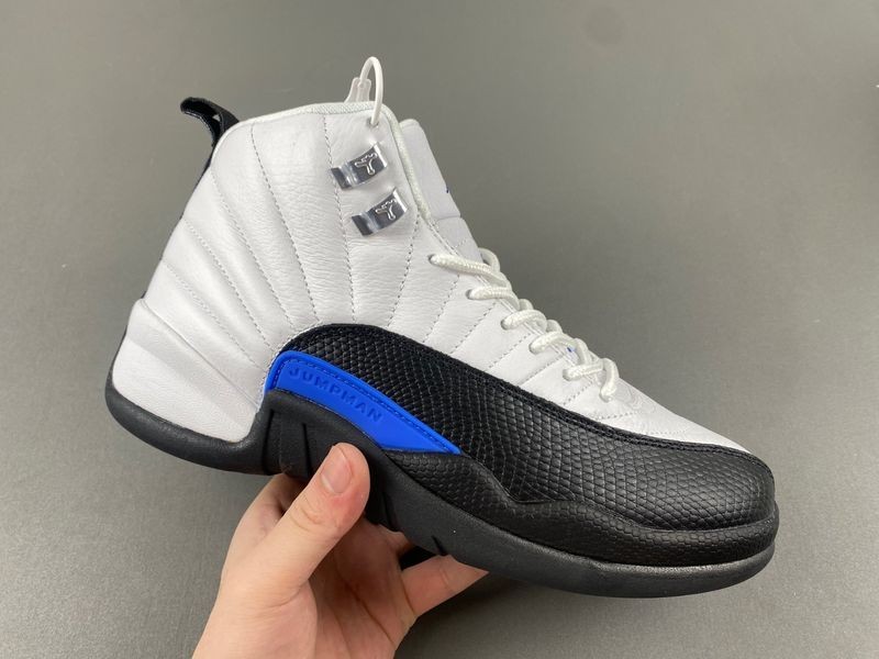 Air Jordan 12