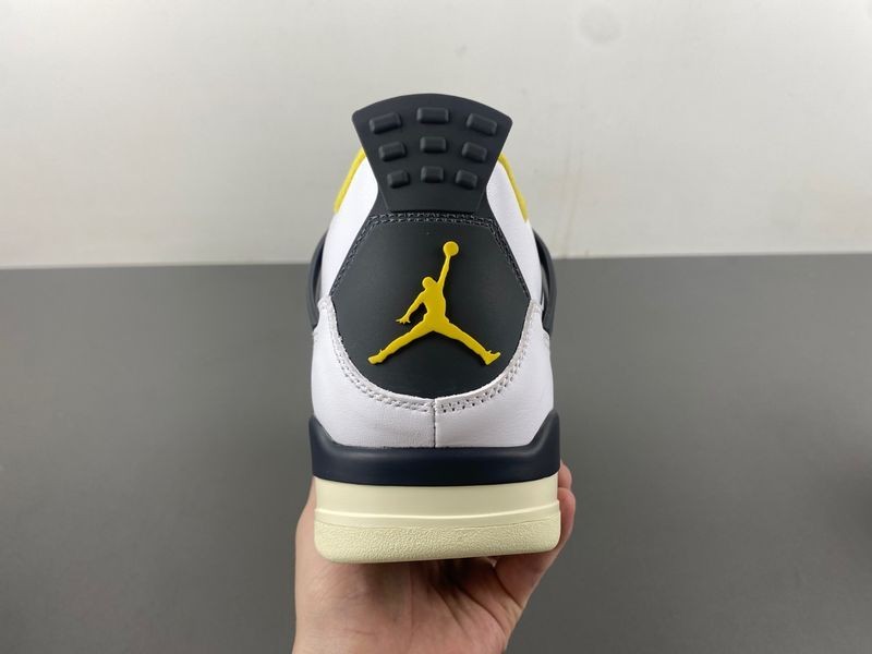 Air Jordan 4 “Vivid Sulfur”