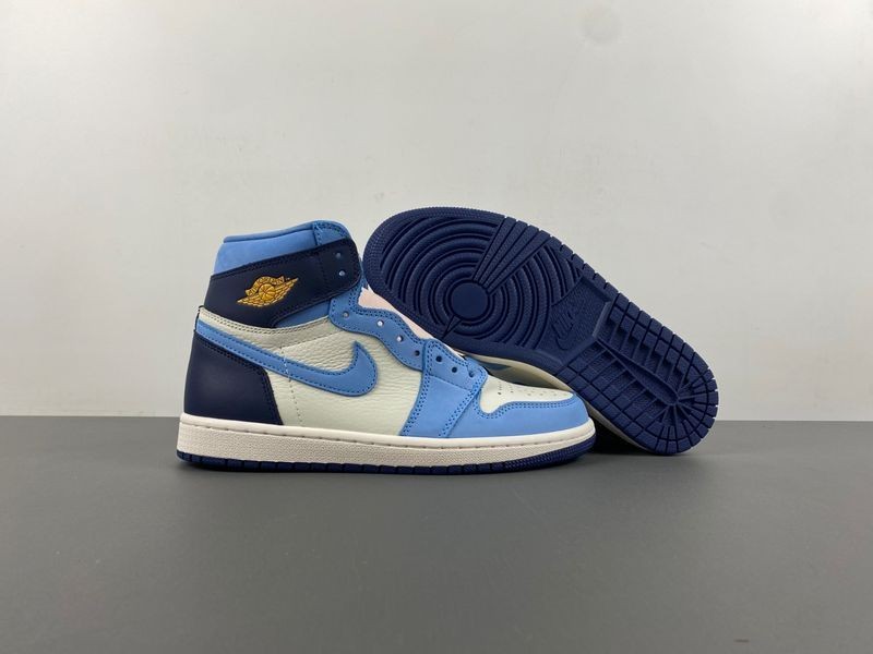 Air Jordan 1 High OG“First in Flight