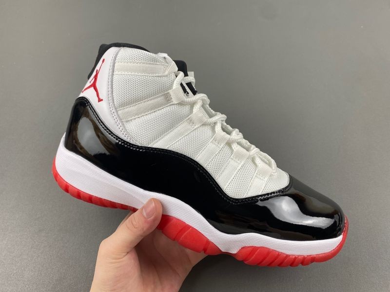 Air Jordan 11