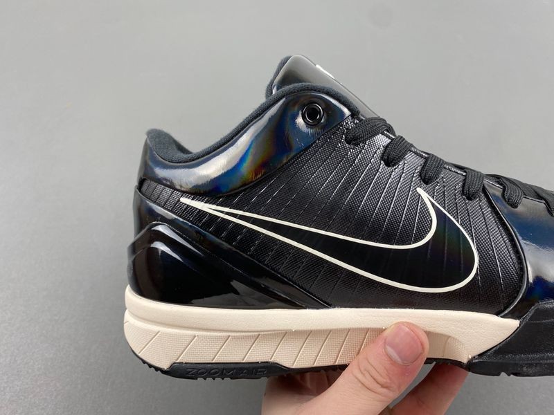 UNDEFEATED x Nike Kobe 4 Protro