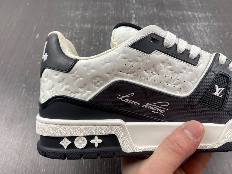 Louis Vuitton LV trainer