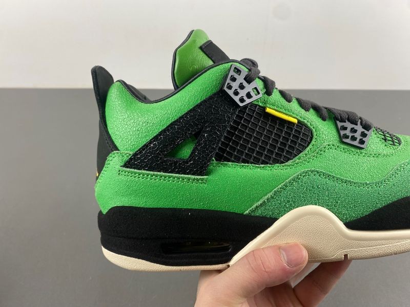 Air Jordan 4