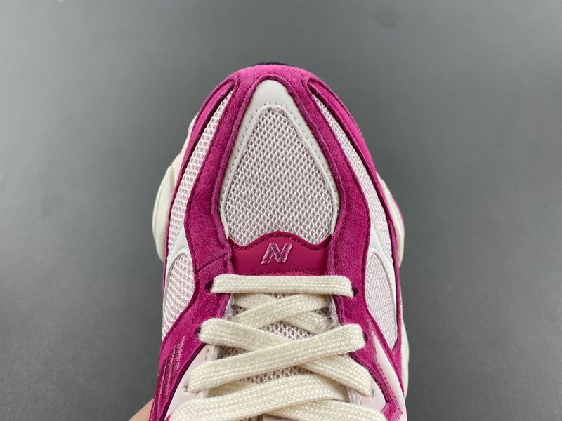 9060 'Fuchsia Pink' New Balance / sneakers