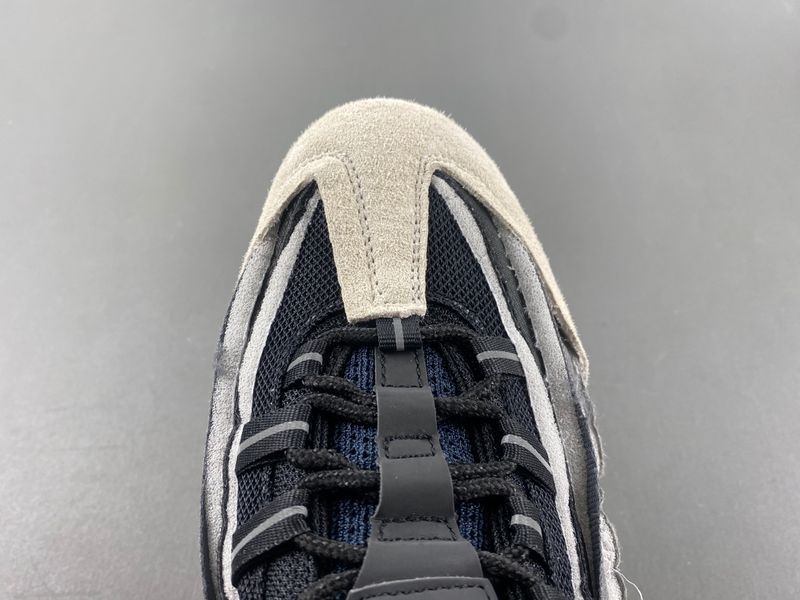 Comme des Garçons x Air Max 95 'Grey