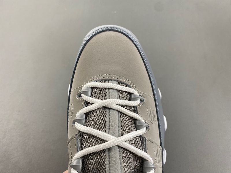 Air Jordan 9 Retro 'Cool Grey' 2025