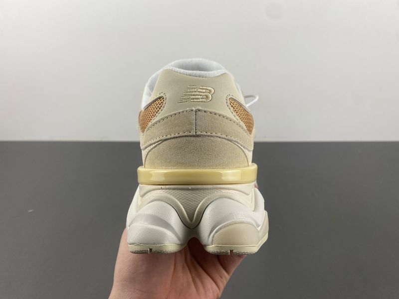 New Balance 9060 '