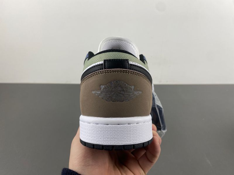 Air Jordan 1 Low