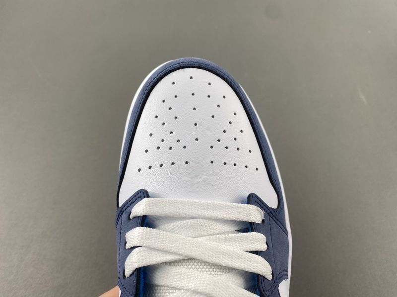 Air Jordan 1 Low