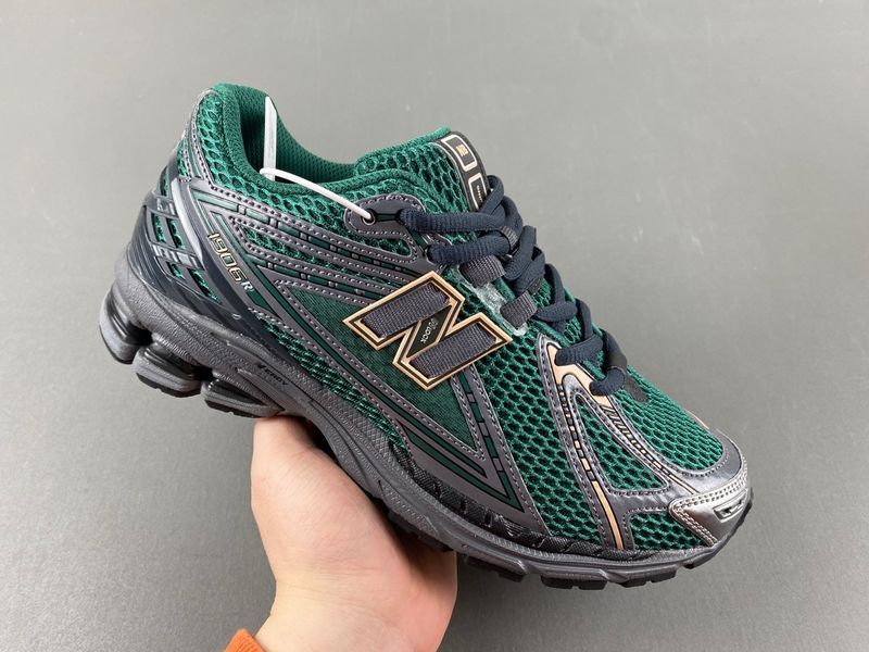 New Balance 1906