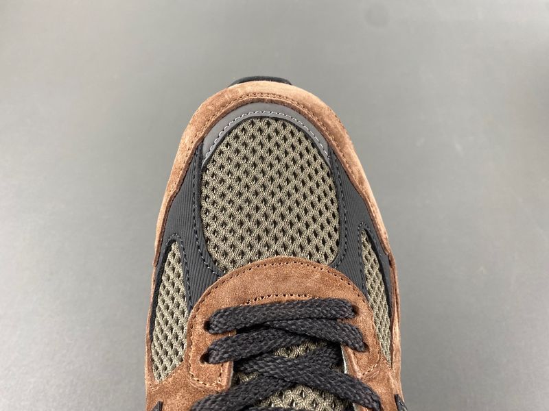 new balance NB M2010RN