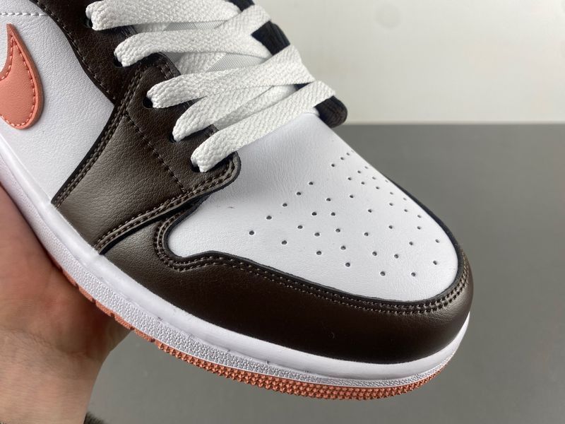 Air Jordan 1 Low