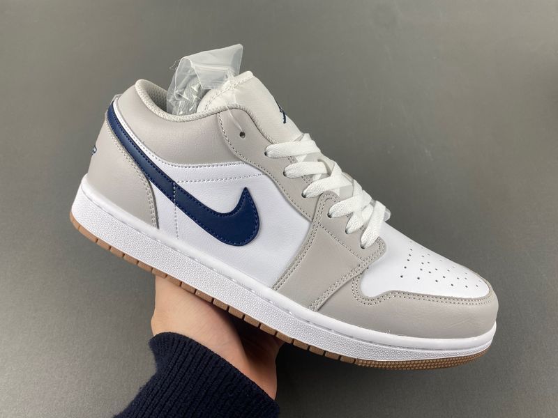 Air Jordan 1 Low