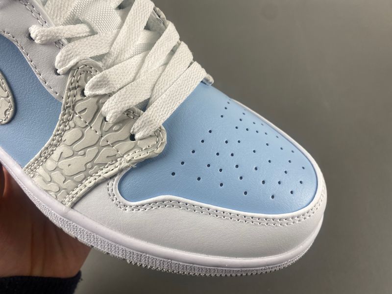 Air Jordan 1 Low
