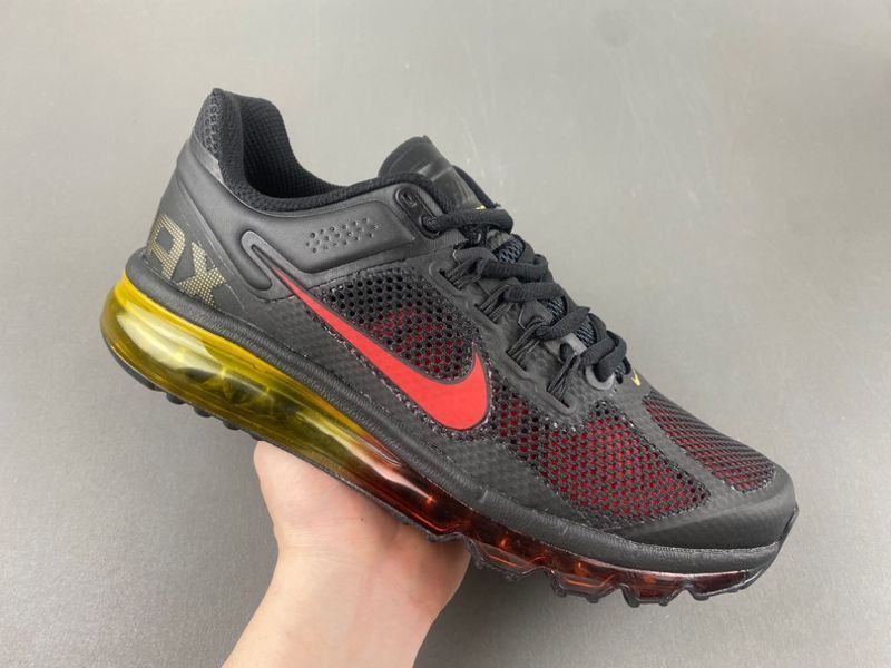 Nike Air Max 2013 为 2025