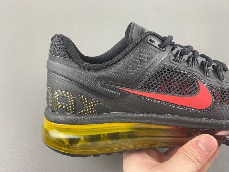 Nike Air Max 2013 为 2025