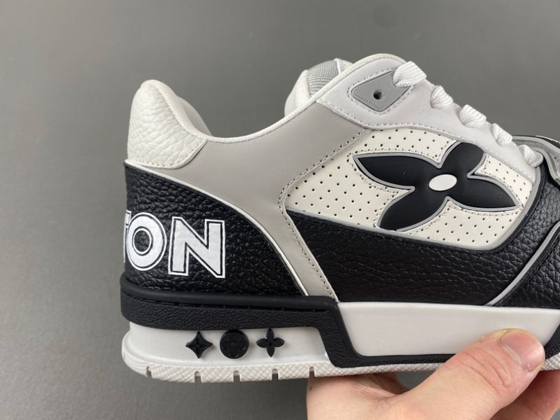 Louis Vuitton LV trainer