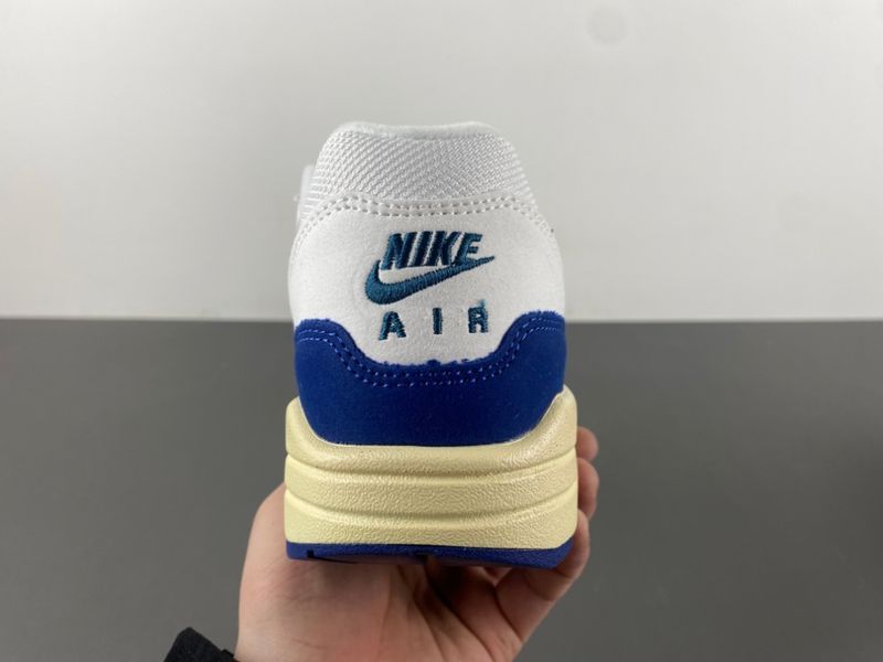 Nike Air Max 1