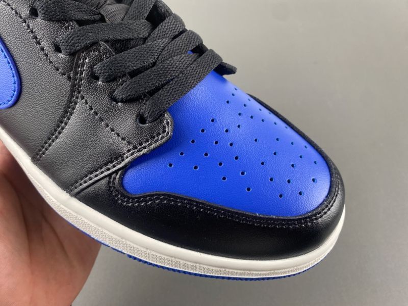 Air Jordan 1 Low